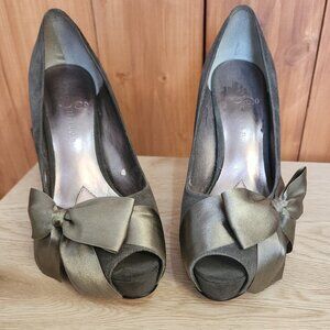 Paris Hilton Destiny Gray Suede High Heel Platform Peep Toe Pumps with Silky Bow
